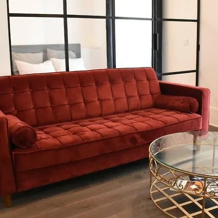 Stylish & Modern 1 Bedroom In 7th